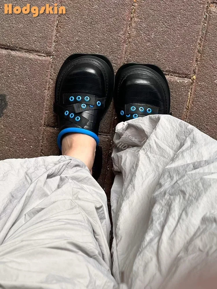 

Blue Rivet Decor Straps Slippers Round Toe Thick Bottom Pull-on Mules Women Outside Platform Casual Shoes 2025 Summer New