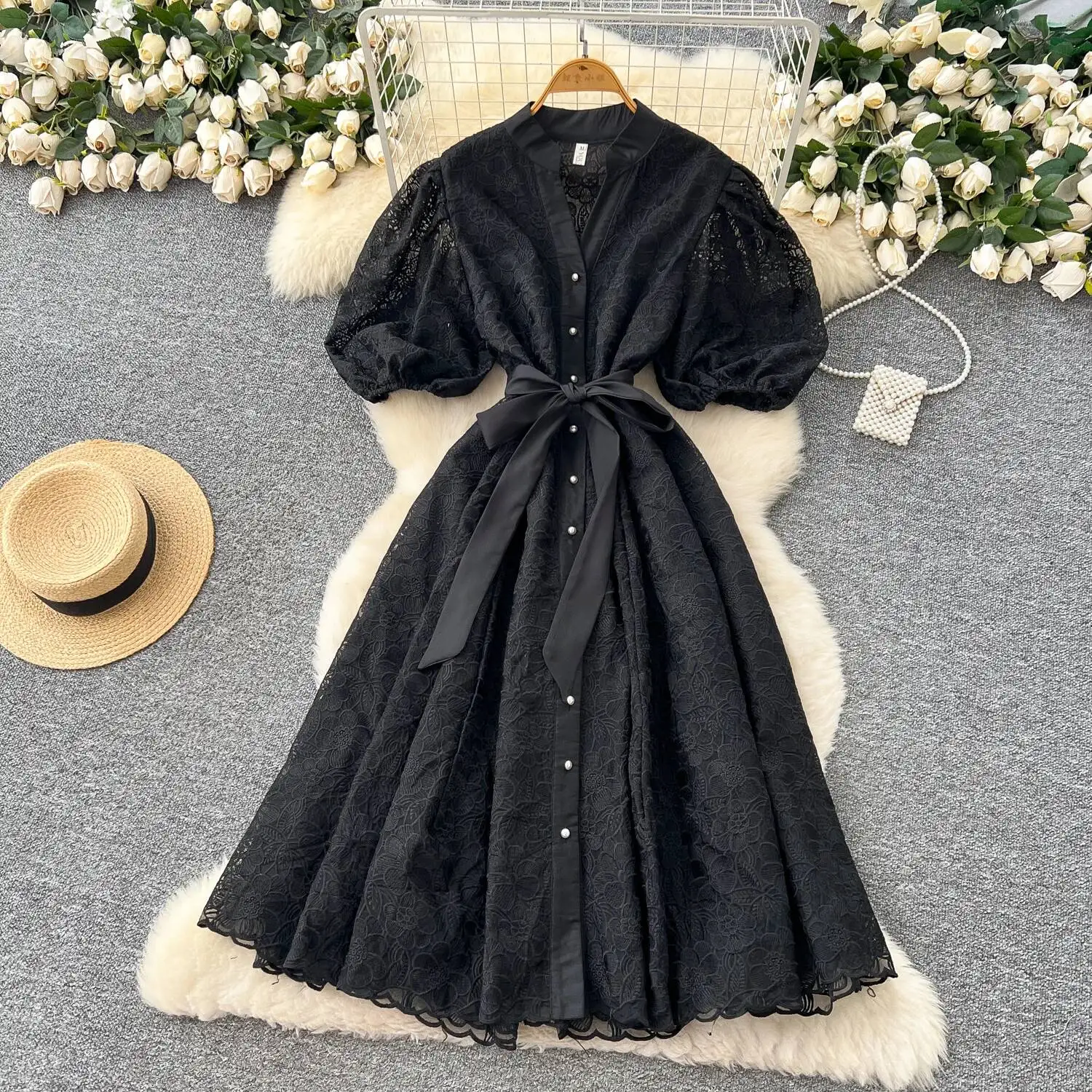 เดรสทรงเอไลน์ผ้าลูกไม้แขนตุ๊กตา คอวี ดีไซน์เก๋ เซ็กซี่  ผ้ารุ้ง  ทรงหลวม สไตล์โบฮีเมียน สำหรับฤดูร้อน