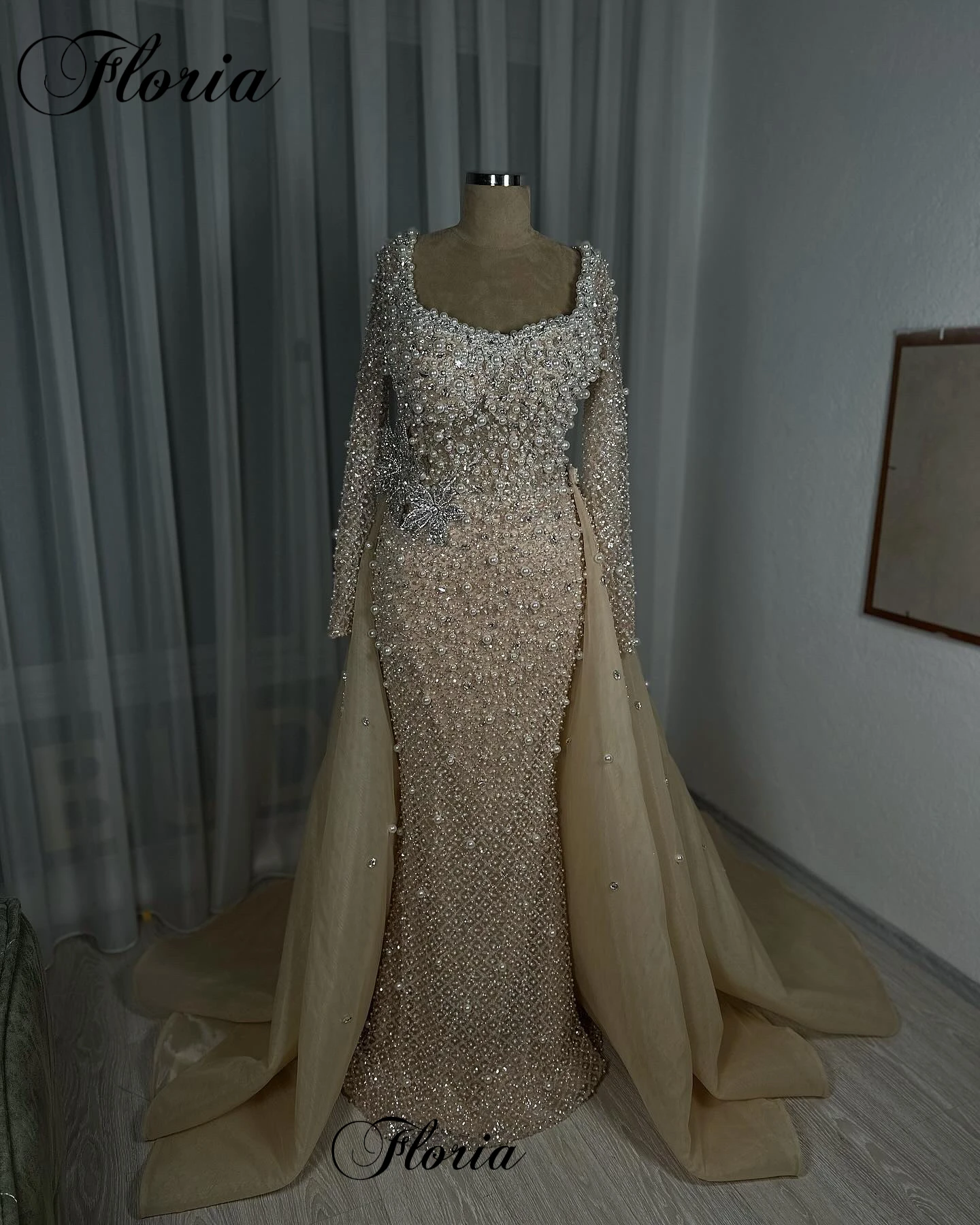 Luxury Champagne Pearls Evening Dresses Long Sleeves Formal Occasion Gowns Prom Party Dresses Elegant Robes De Soirée Customized