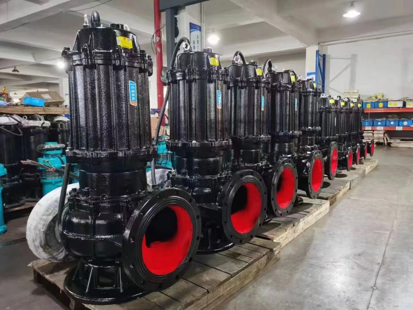 مضخة مياه الصرف الصحي والحمأة الصغيرة المتينة عالية الجودة من الحديد الزهر مضخة شفط الطين الغاطسة مع محرك تيار مستمر