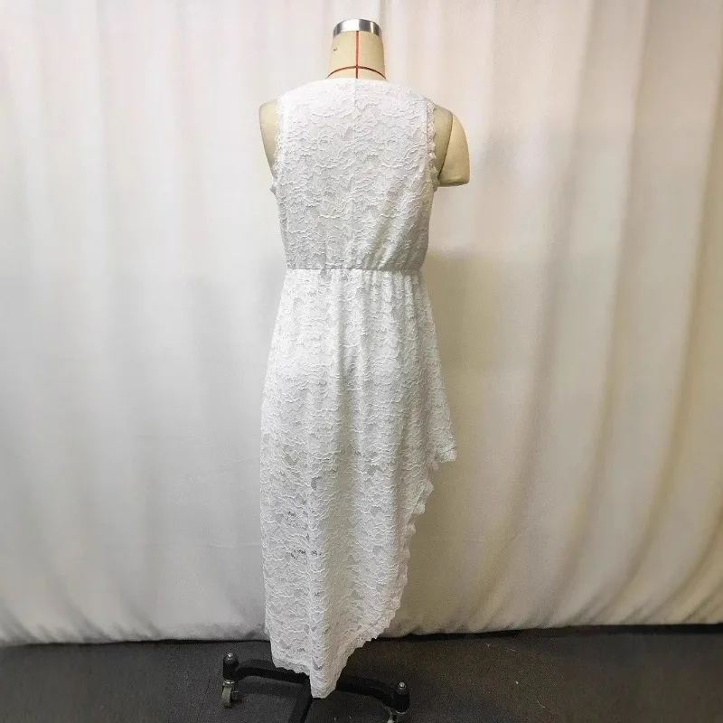 2025 Amazon Sexy dentelle découpe profonde V dos nu robe licou minceur robe transparente vêtements pour femmes Style européen américain