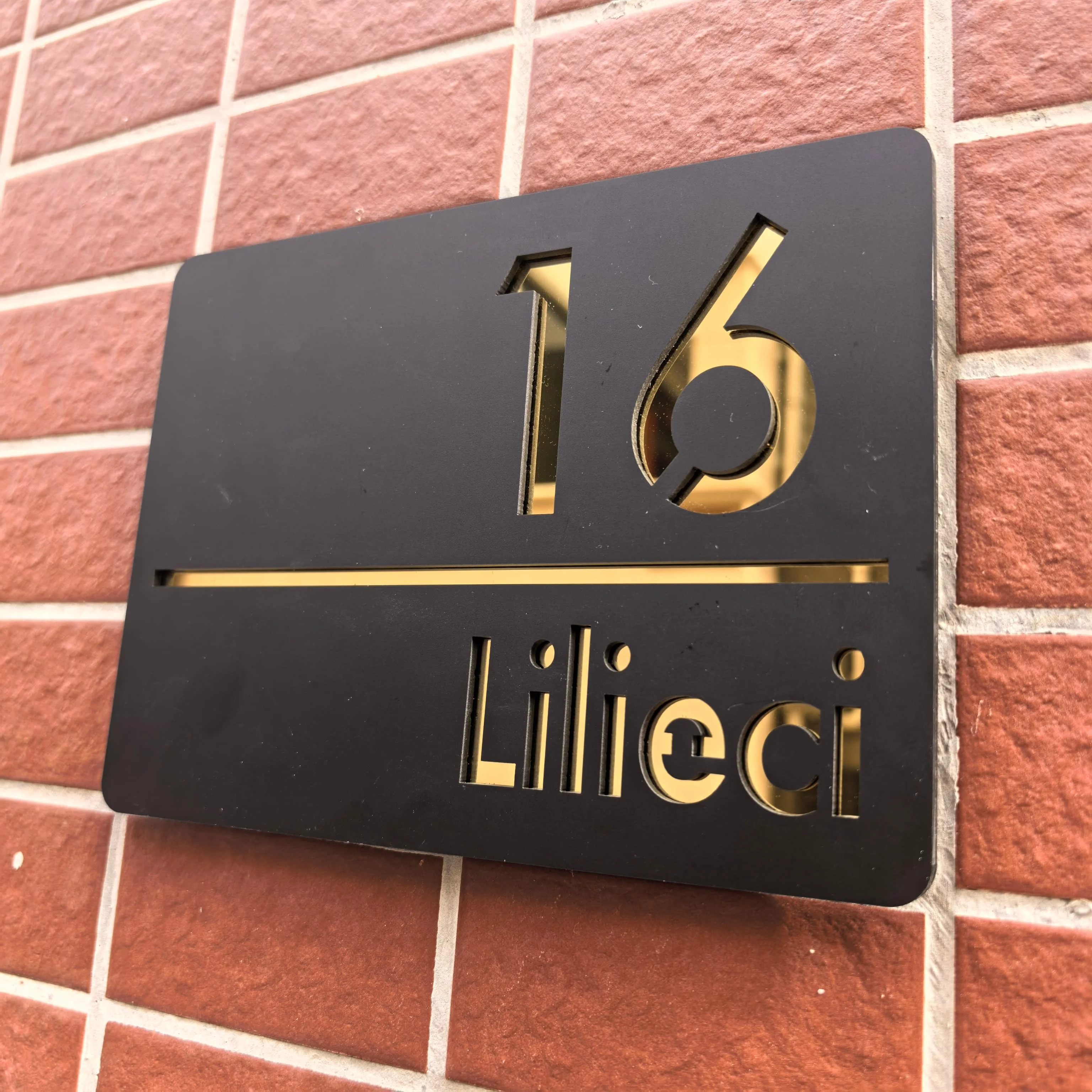 مخصص الاكريليك الذهب رقم الرسالة اللوحات أرقام المنزل تسجيل عنوان الباب الشارع شخصية في الهواء الطلق اسم لوحة ديكور المنزل