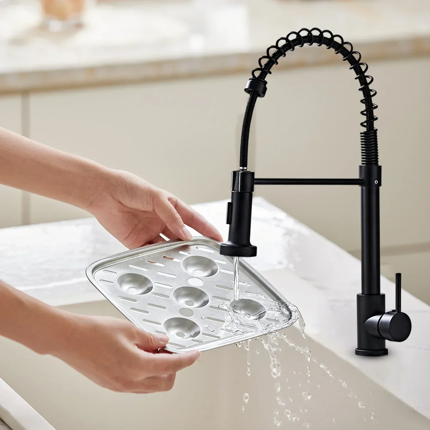 Küchenarmaturen Feder-Küchenarmatur mit Ausziehbarer Brause 360° ° Drehbarer Einhand-Wasserhahn für Heiß- und Kaltwasser aus Edelstahl mit Dual-Modus-Auslauf, Spritzschutz und Wassersparfunktion für Küche und Haushalt – Detail 5