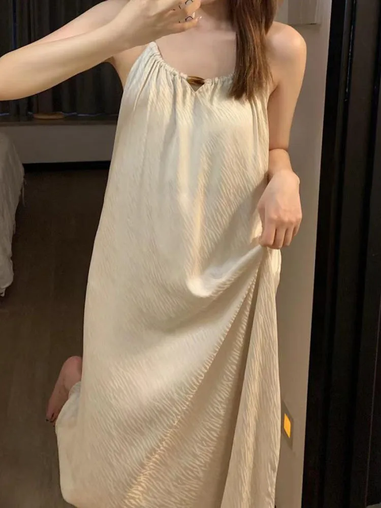 

Ночная рубашка из ледяного шелка с лямкой на шее, женская ночная рубашка с подушечками для бюстгальтера, летнее мягкое платье, домашняя одежда, одежда для женщин, повседневное однотонное ночное платье без рукавов