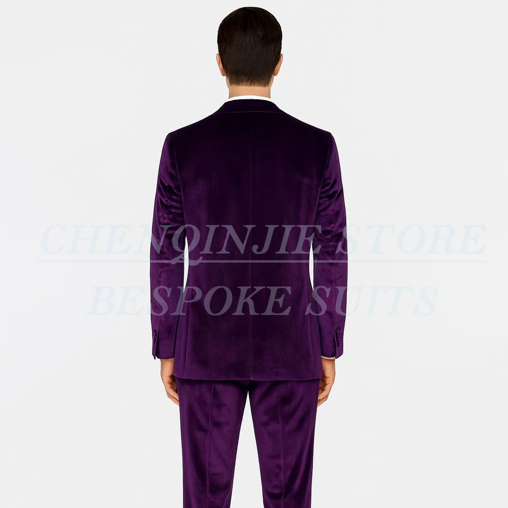 Setelan Pria Beludru Ungu Kustom Mode Kerah Puncak Kancing Sebaris Slim Fit Celana Jaket 2 Potong Pakaian Pria Elegan