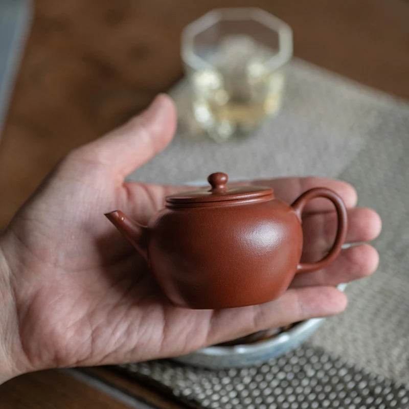 

Yixing Purple Clay Pot Famous Xu Yuefeng Pure Handmade Small Coal Kiln Cinnabar Sand Dahongpao Tea Apple Teapot