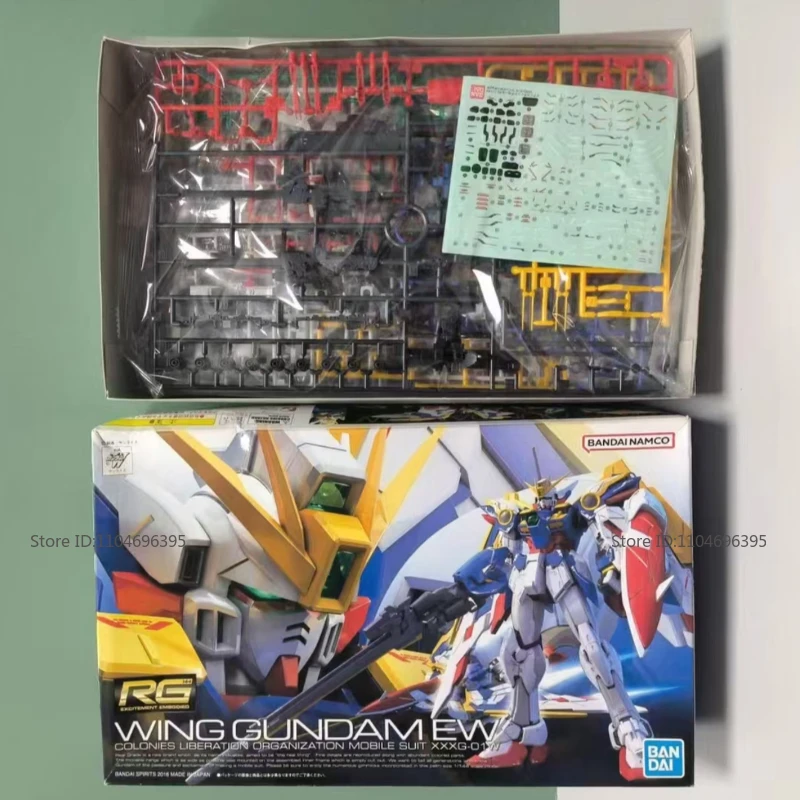 BANDAI – jouets modèles RG20 Wing Gundam Ew à assembler, modèle Mecha, figurines d'anime, Puzzle, cadeaux de poupée populaires de vacances, en Stock