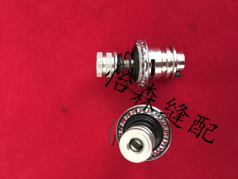 Accesorios para máquinas de coser industriales: Singer Car en forma de T 457 Componentes de trampa de hilo grande 411025 Trampa de hilo grande con pasador