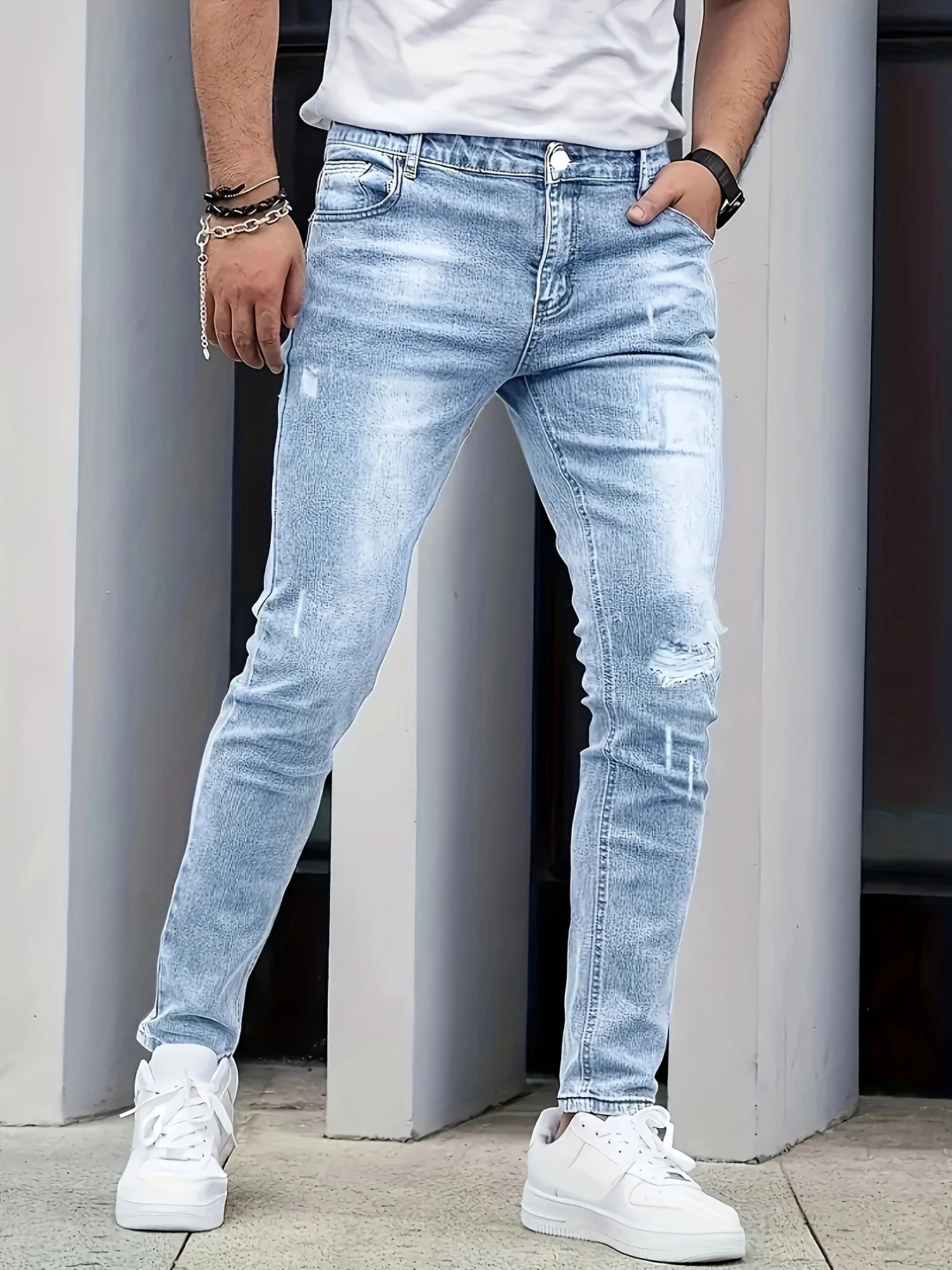 

Urban Classic Men's Light Blue Slim-Fit Denim Jeans with Slant Pockets for Casual Street Style