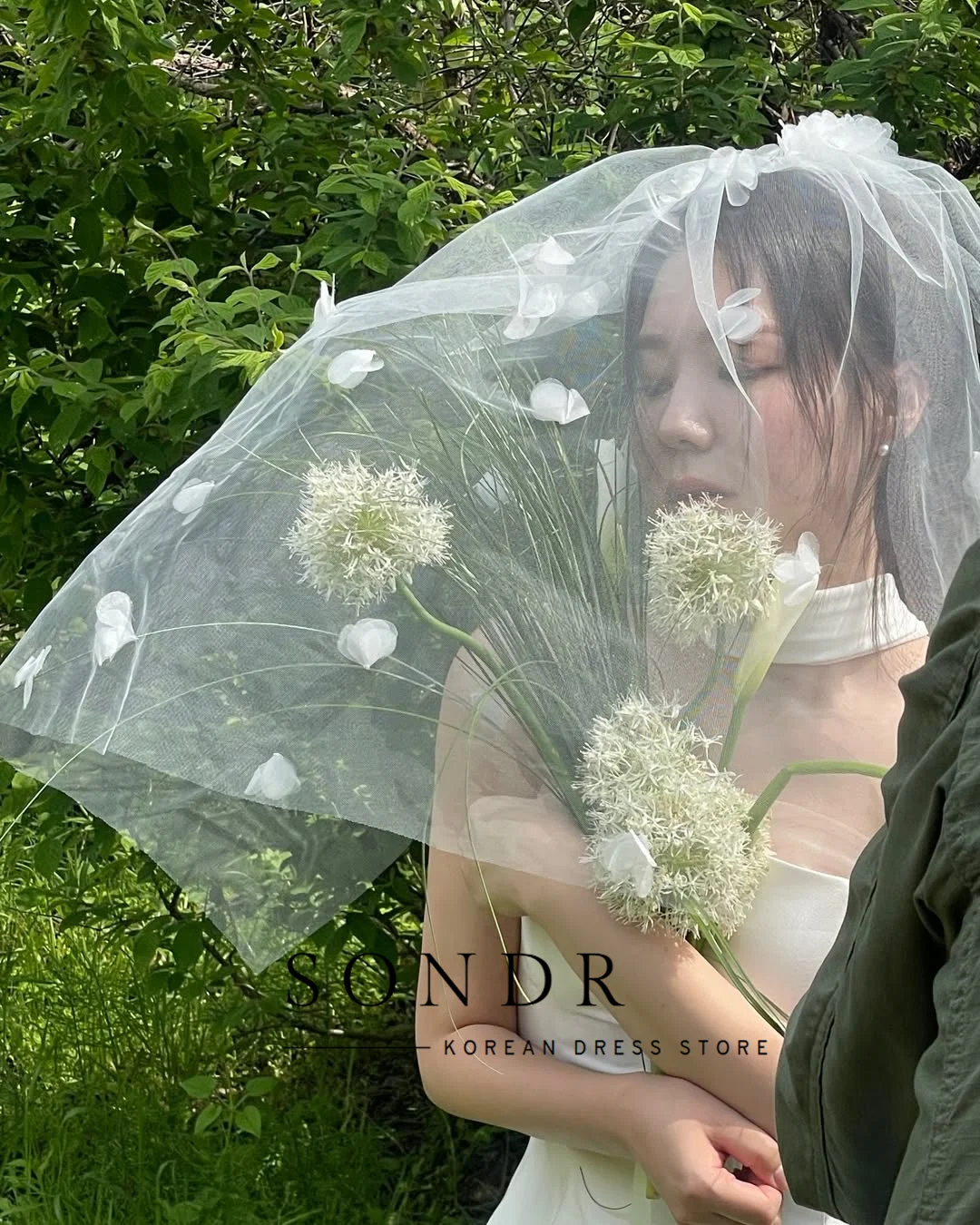 Sondr-vestidos de novia coreanos personalizados, sesión de fotos, satén sin tirantes y gasa plisada, vestidos de noche de boda sencillos