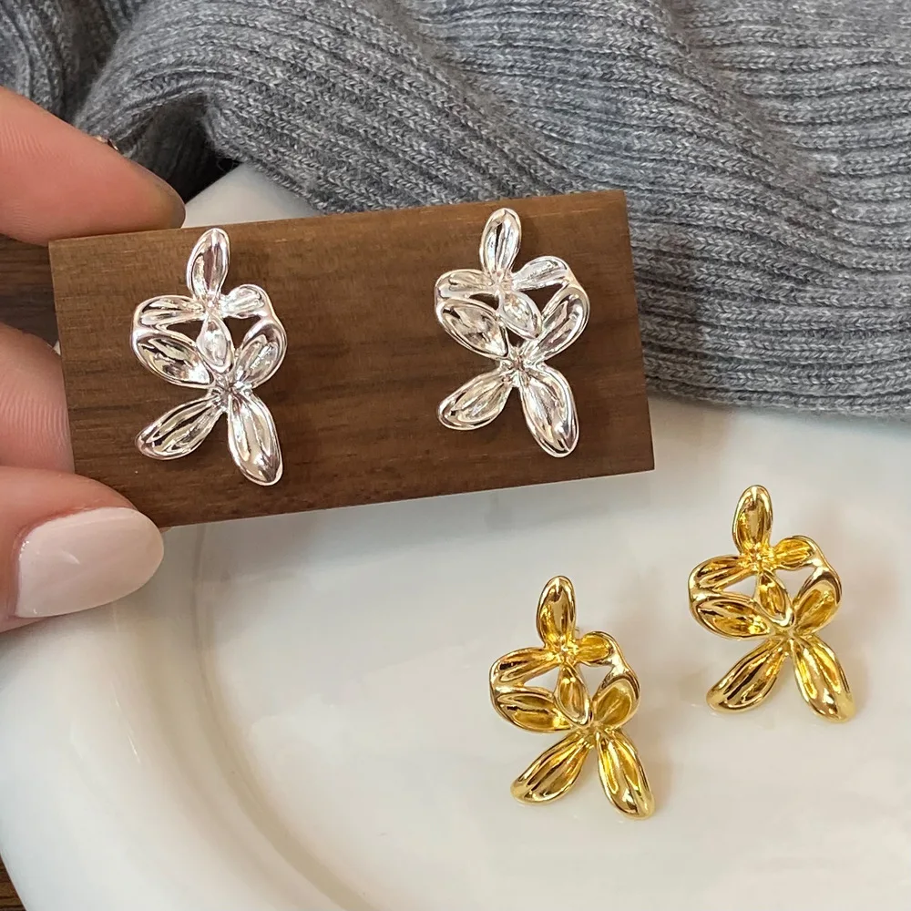 

Minimalist 925 Sterling Needle Flower Stud Earrings for Women Light Luxury Floral Dangle Earrings Delicate Jewelry Gifts