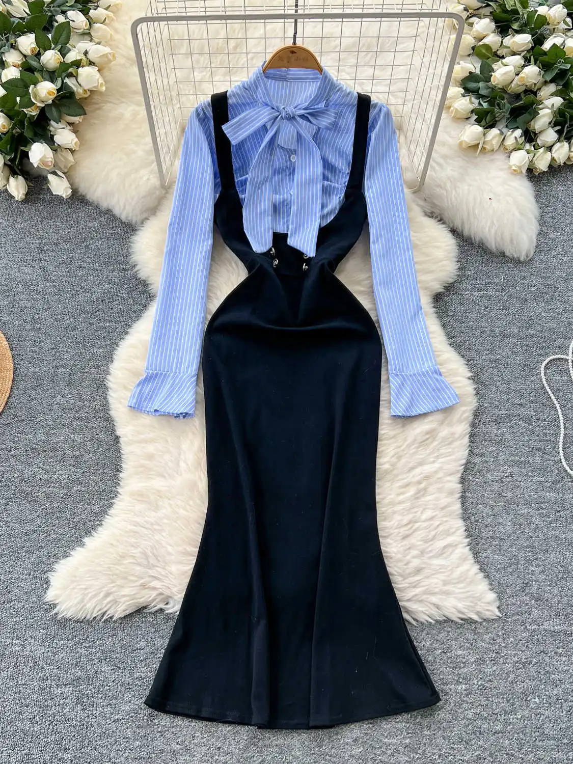 

Korean Women Two Piece Suit Bow Lace Up Striped Long Sleeve Shirts+Solid Color Slim Spaghetti Strap Dress Lady Set