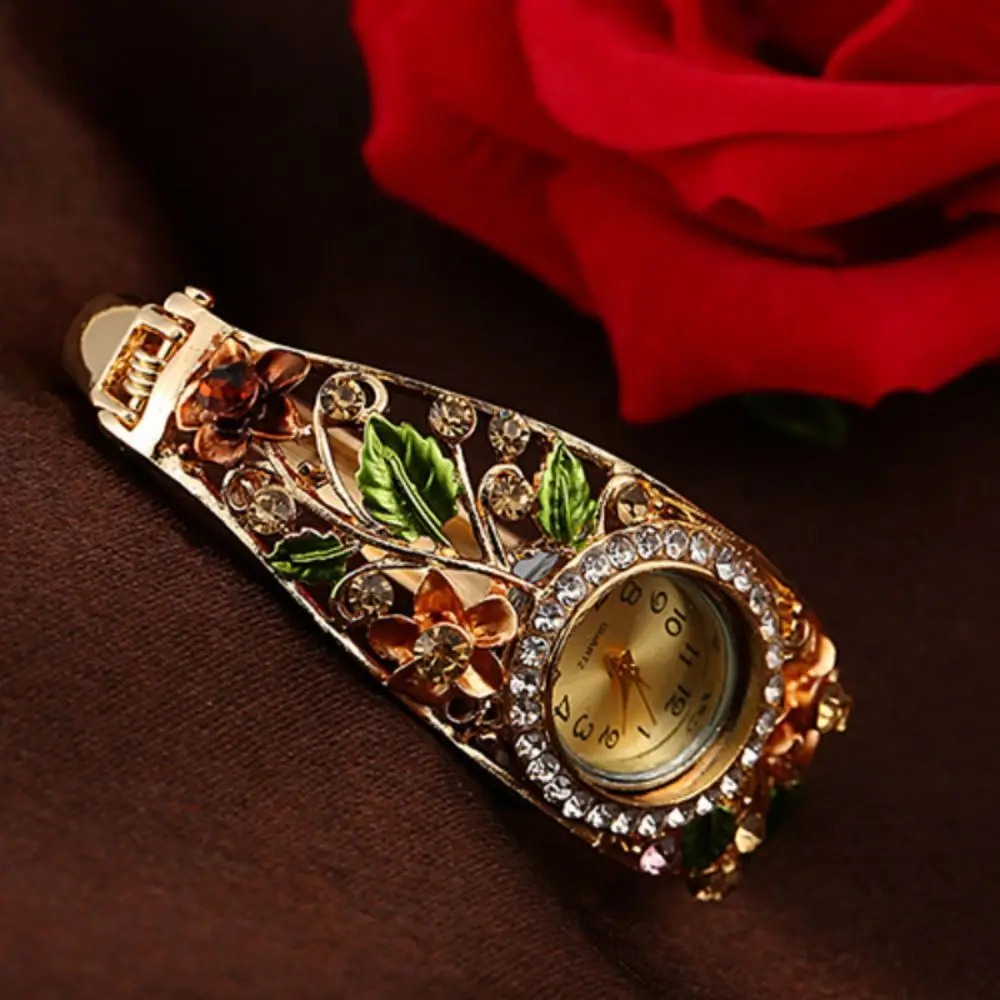 Rich In Flowers Vintage Watch Rhinestone Bracelet Crystal Jewelry Ladies Wristwatch Round Dial Versatile Design Quartz Watch