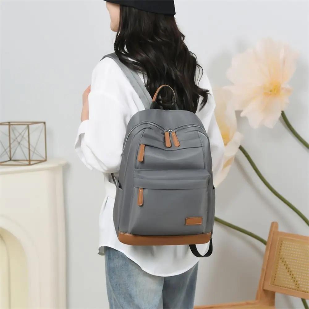 Zaino da donna di grande capacità Borsa a tracolla da viaggio multitasche trapuntata in nylon Borsa da scuola per studenti leggera resistente all'acqua