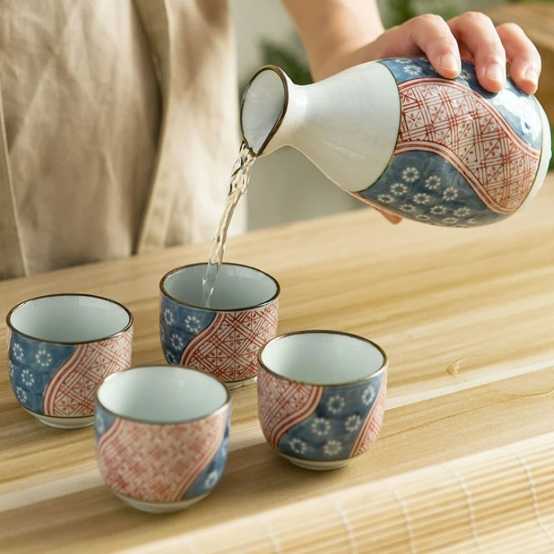 

Japanese Style Ceramic Sake Set Creative 1 Pot 4 Cups Sake Jug Wine Cup Retro Household Shochu Set Tableware Barware Accessories