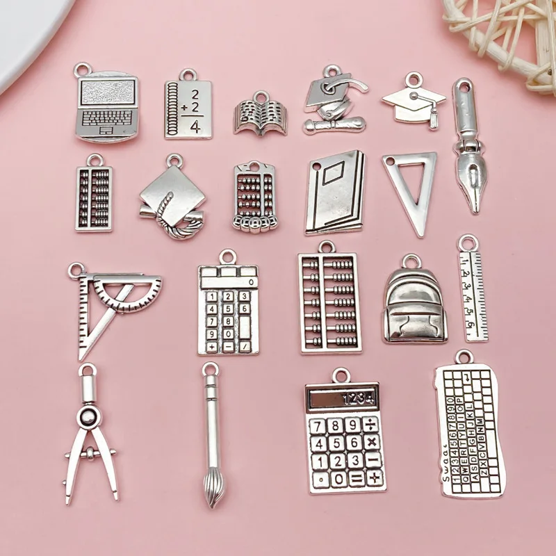 20Tibetan silver graduation and back-to-school season alloy jewelry accessories, creative simulated computer and compass pendant