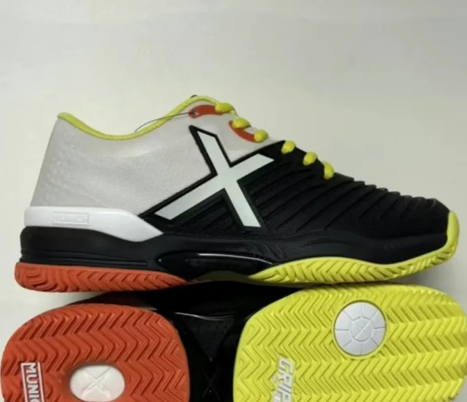 

Hot-selling 2025 model wear-resistant, lightweight, high-quality outdoor anti-slip walking shoes, hiking and leisure shoes.