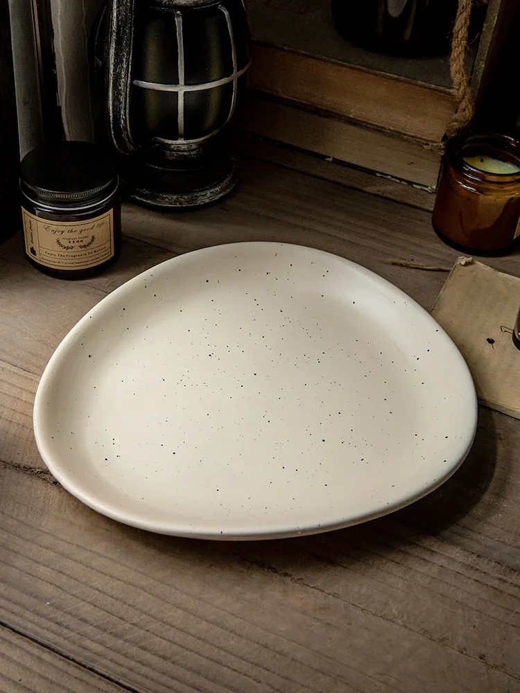 9 Inch Ceramic Triangle Plate Matte Dessert Plate Steak Plate Splatter Design