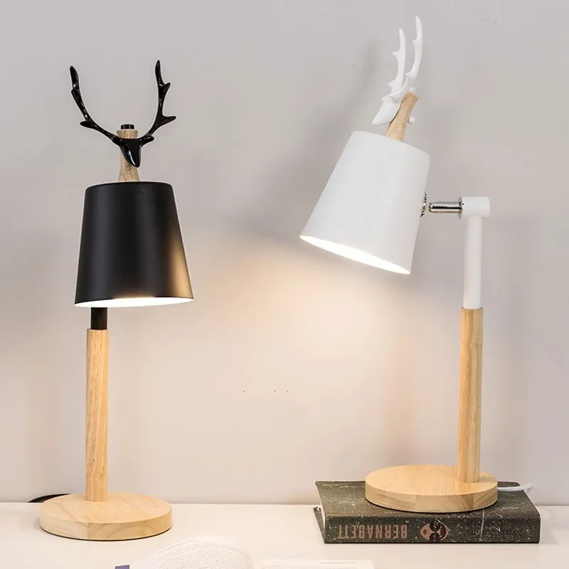 Deer Solid Wood Table Lamps Nordic Modern Led Stand Lights Antler Desk Lamp Bedroom Study Reading Home Lighting for Living Room