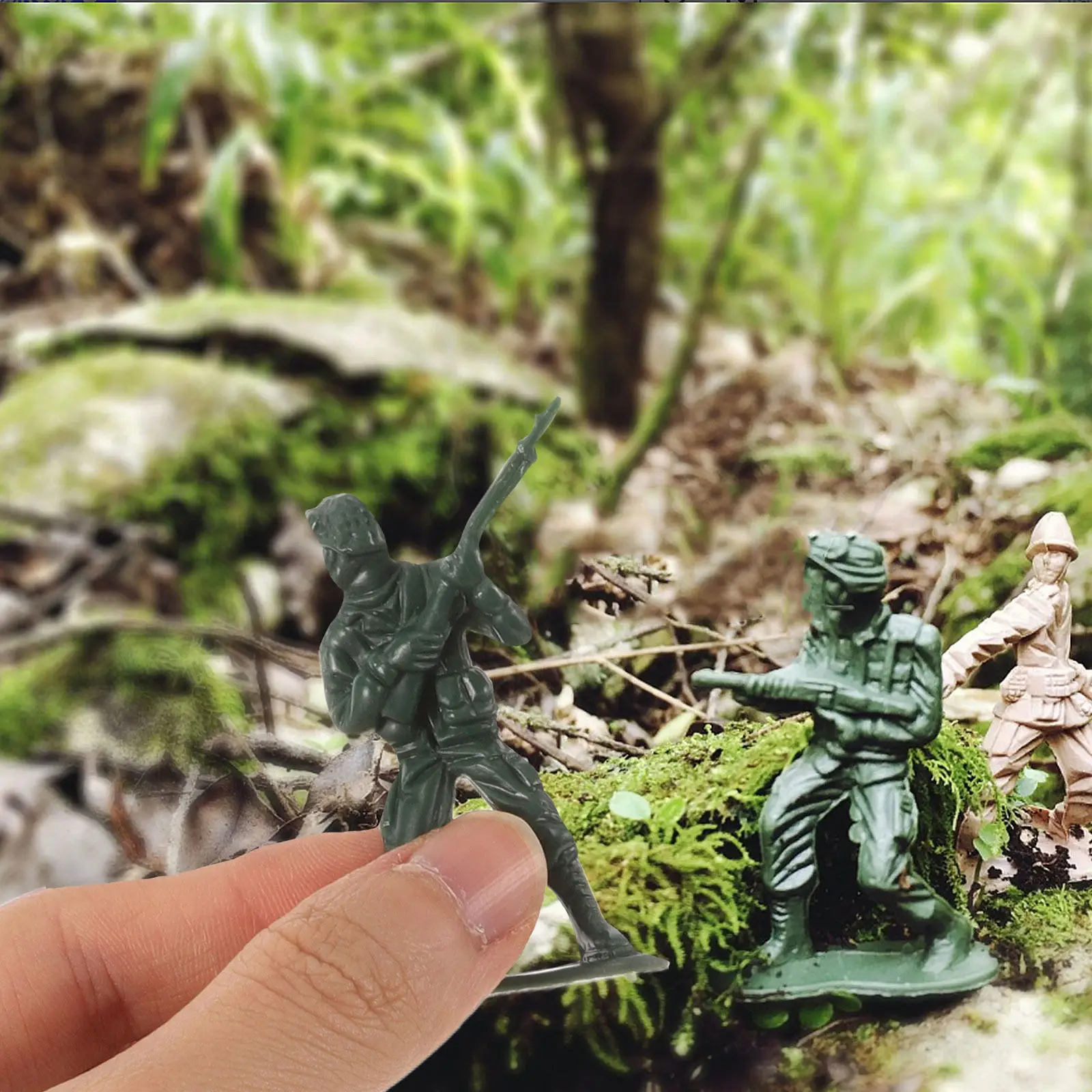 

100Pcs Mini Soldier People Plastic Figures Decorative Indoor Outdoor Garden Desktop Micro Landscaping Sand Table Miniature