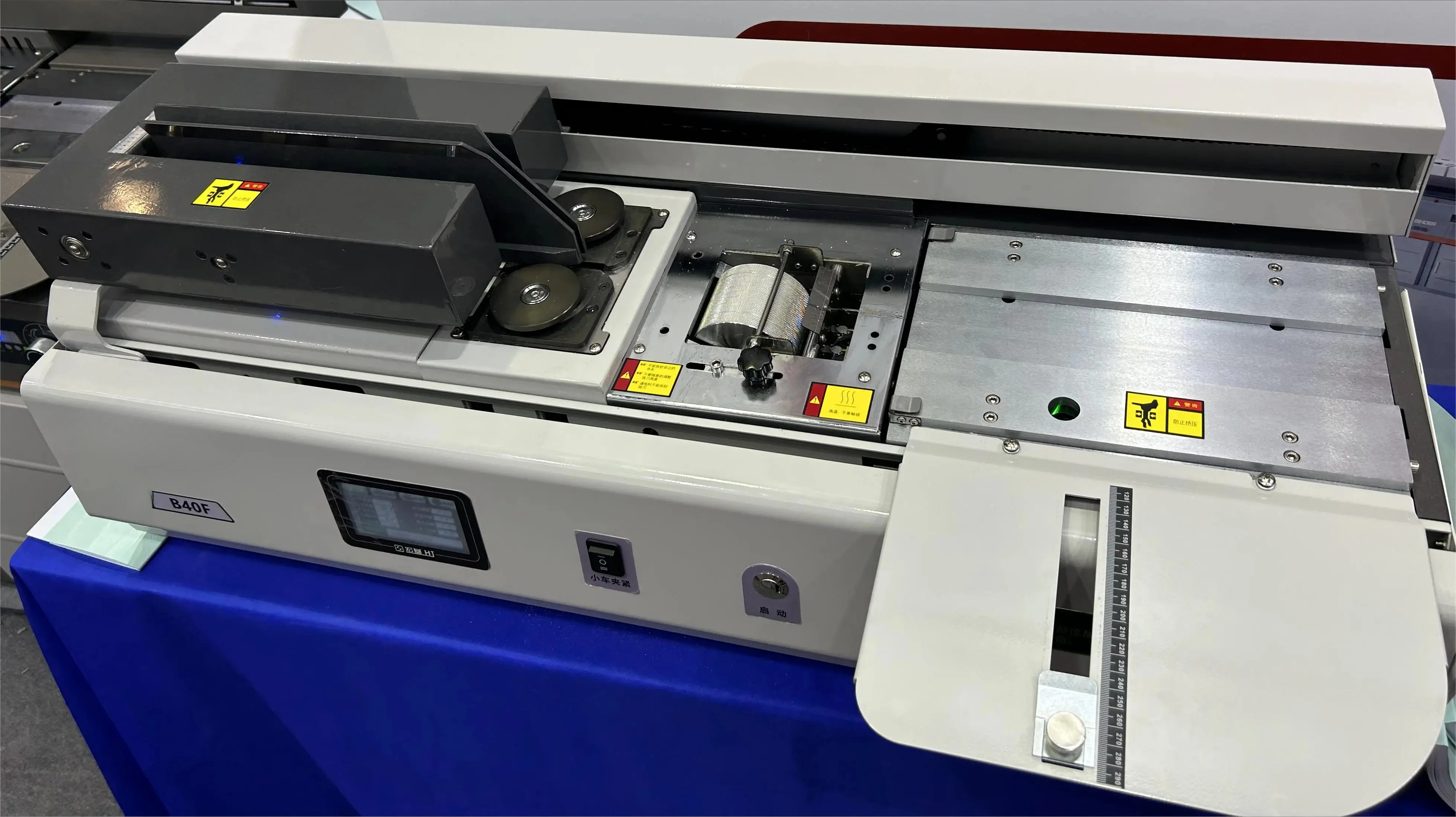 Совершенно новая настольная умная машина для переплета клея FN-B40F Premium