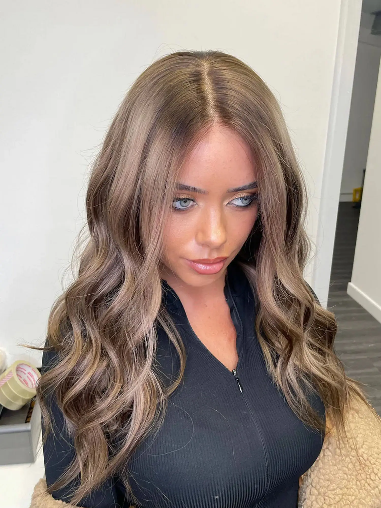 22 pollici Nuovo in parrucca da donna 13x4 Ombre Brunette Brown evidenzi parrucca anteriore in pizzo sintetico HD parrucche naturali prepizzicate dell'attaccatura dei capelli