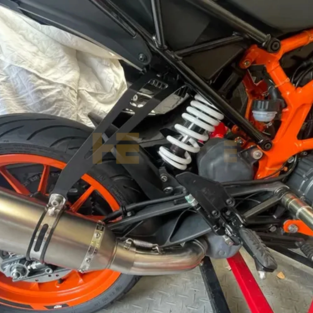 

Motorcycle Exhaust Hanger Bracket Muffler Exhaust Hanger Holder Support FOR KTM 125 250 390 Duke 125/250/390 Duke125 Duke250