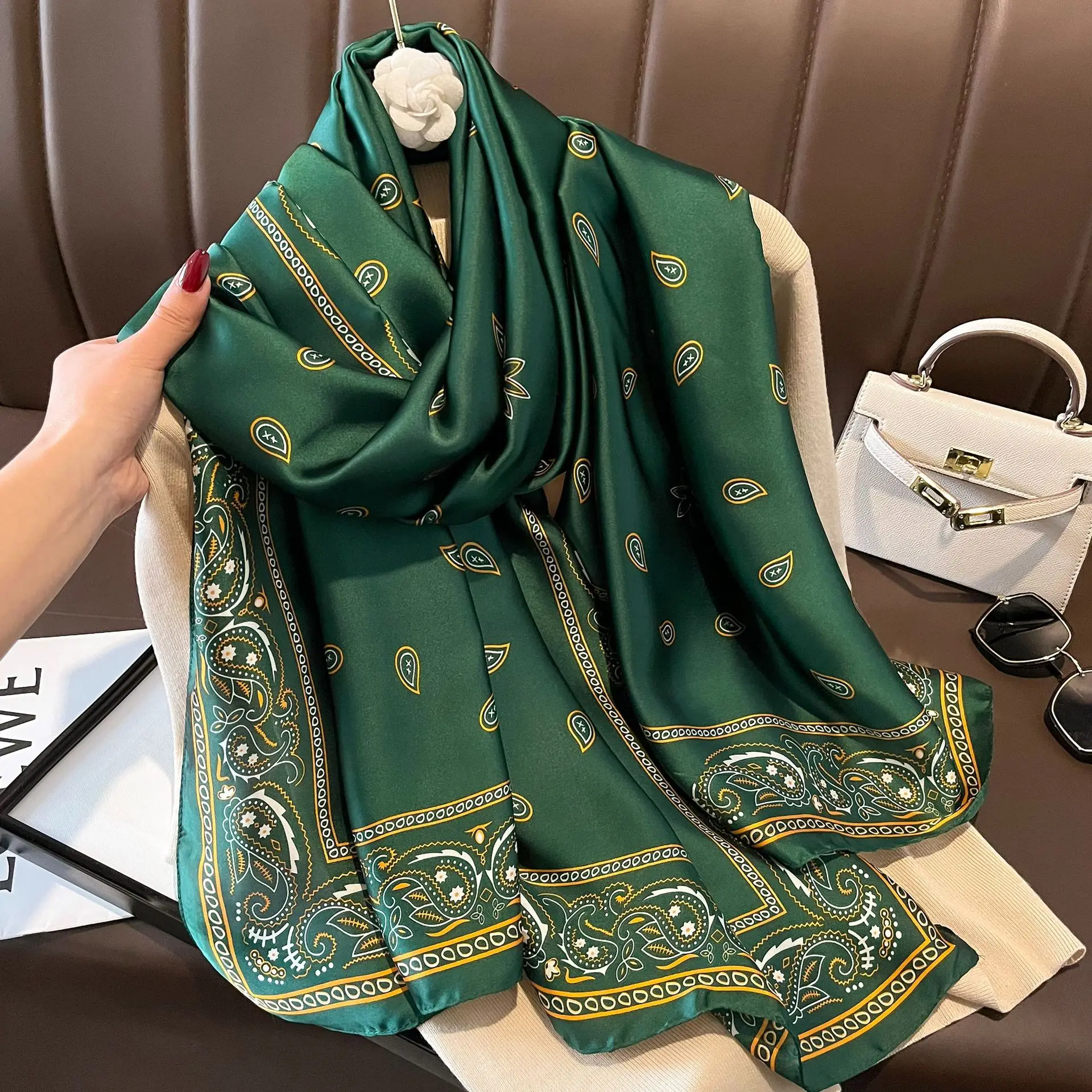 1 Pcs 180x90 Cashew flower patterned large scarf, imitation silk scarf, women's dual-purpose air conditioner shawl, gauze towel, image 5