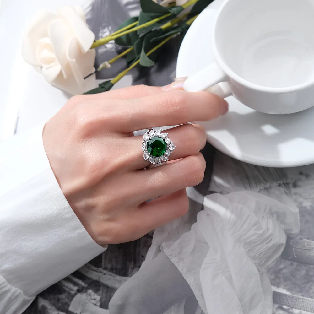 

Round Cut Green Simulated Nano Emerald 925 Sterling Silver Luxury Snowflake Adjustable Ring for Women Statement Gemstone Jewelry