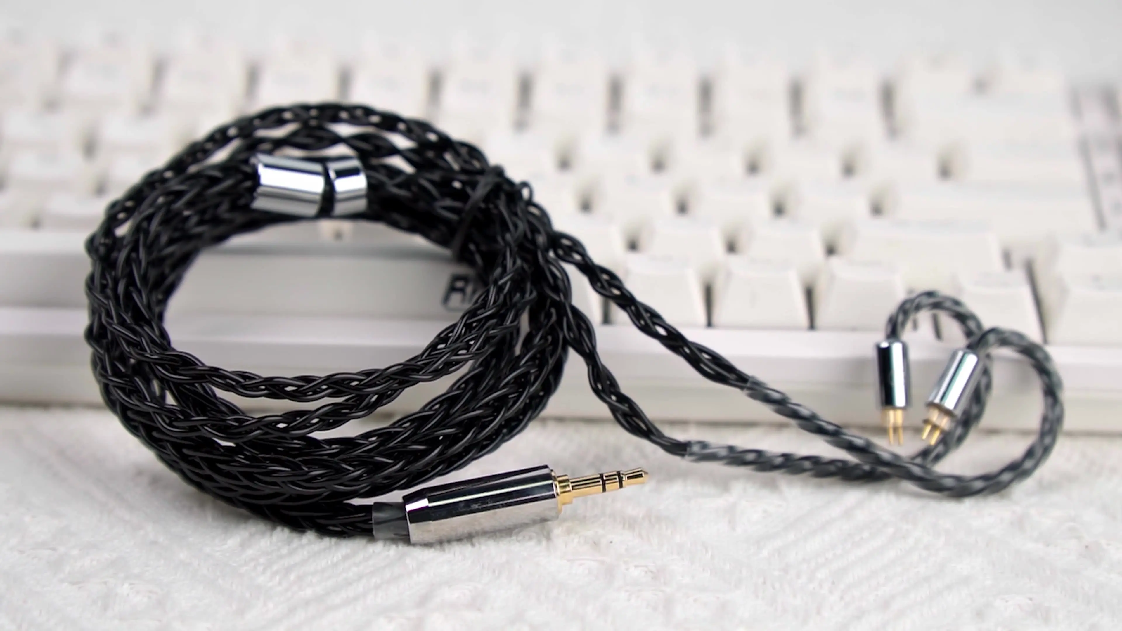 NICEHCK BlackCat Ultra 8ストランド亜鉛銅合金オイル浸漬HiFiイヤホン