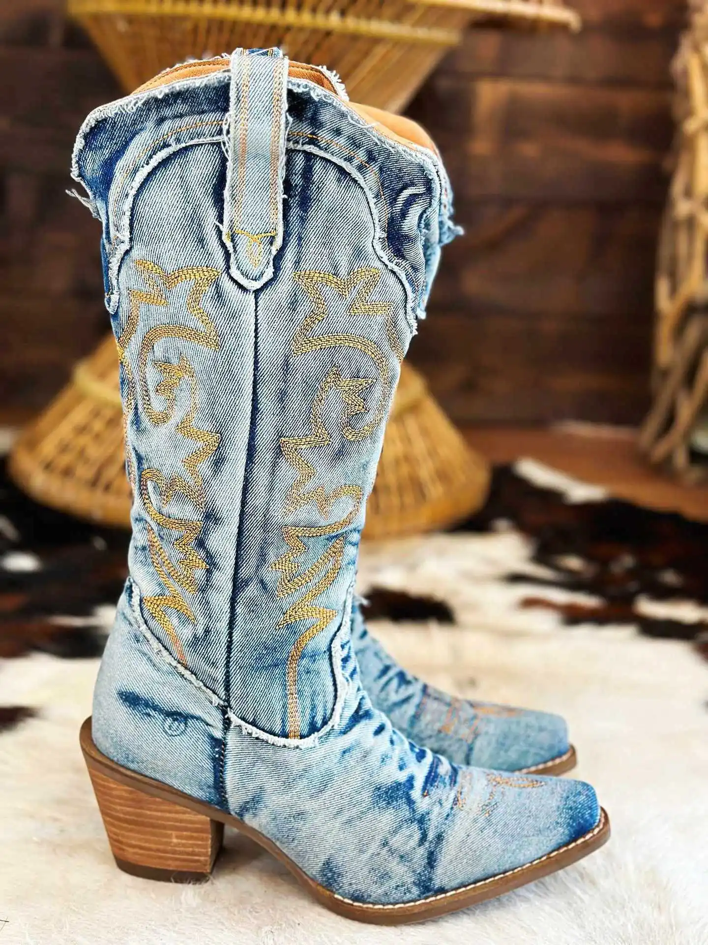 Retro Embroidered Thick Heel Western Denim Boots Pointed Toe Knee-High Botines Comfortable Slip-On Ankle Botas Femininas