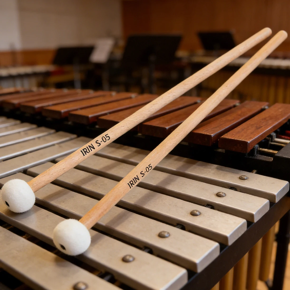IRIN Dingyin Chaser 1 Pair of White Solid Wood Felt Dingyin Hammer Suitable for Drum Instrument Performance Strike Parts