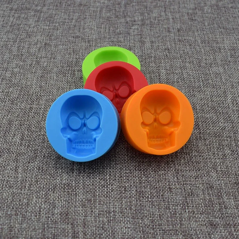 New 1PCS Skull Shape UV Resin Liquid Epoxy Silicone Combination Molds for DIY Making Finding Accessories
