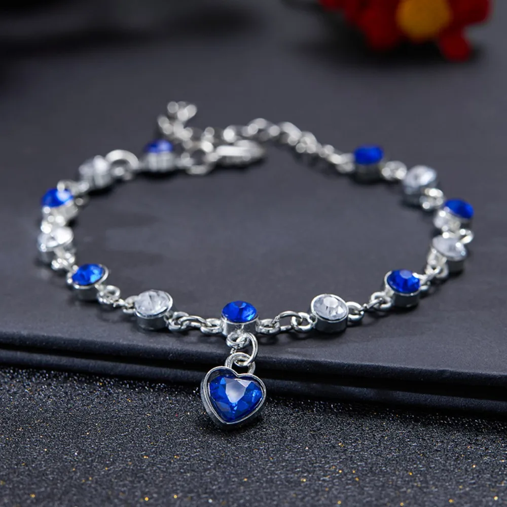 สร้อยข้อมือผู้หญิงสีเงิน สร้อยข้อมือนำโชคประดับคริสตัลสีฟ้ารูปหัวใจ สร้อยข้อมือสำหรับเจ้าสาว งานแต่งงาน งานหมั้น ของขวัญเครื่องประดับชั้นดี