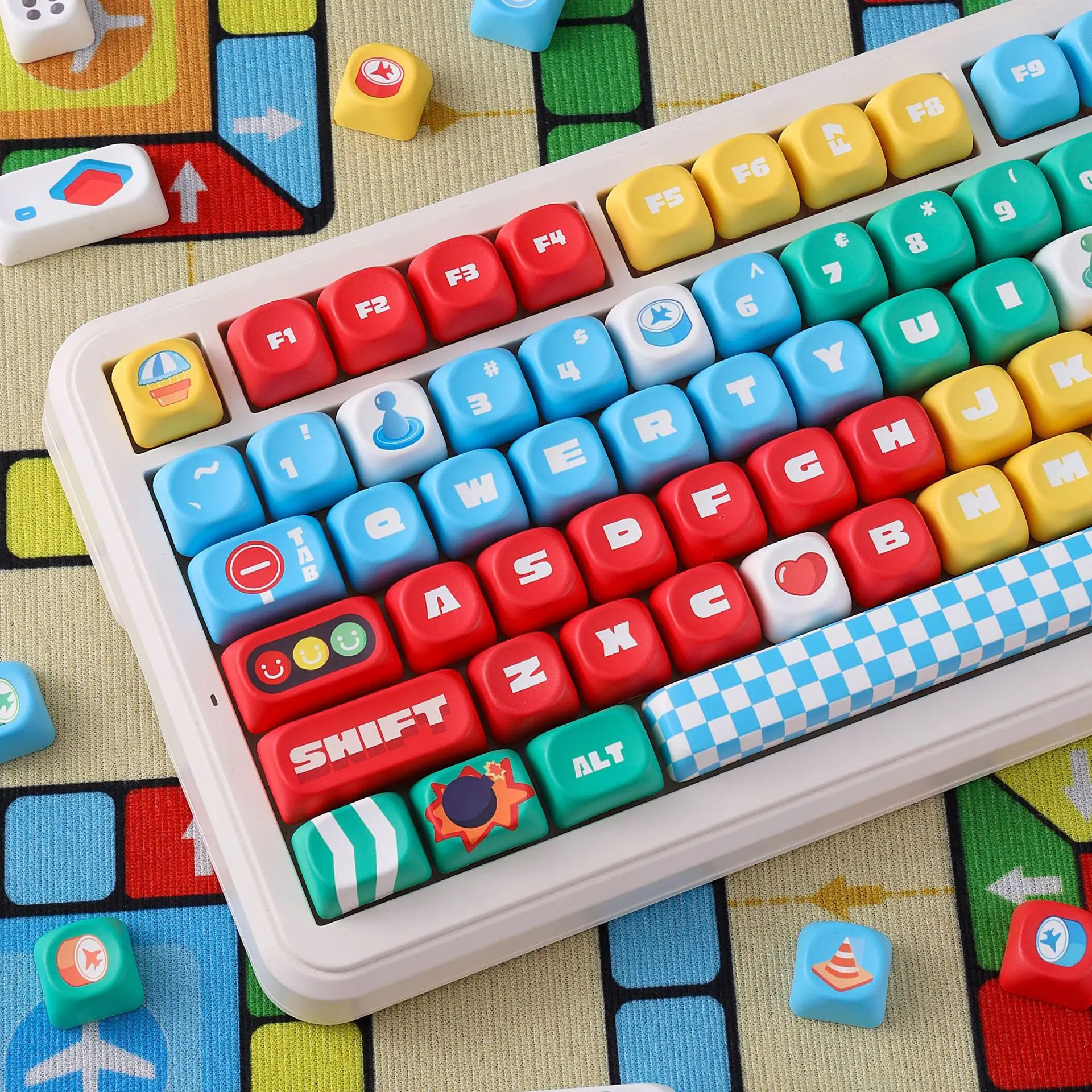 Flying chess theme keycap PBT thermal sublimation MOA height matte opaque cross mechanical shaft universal