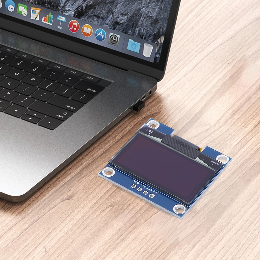1.3inch OLED Module 4pin IIC I2C SSH1106 Drive Seriële Poort Schermmodule 128x64 Wit/Blauw Display voor Arduino/Raspberry Pi/BBC