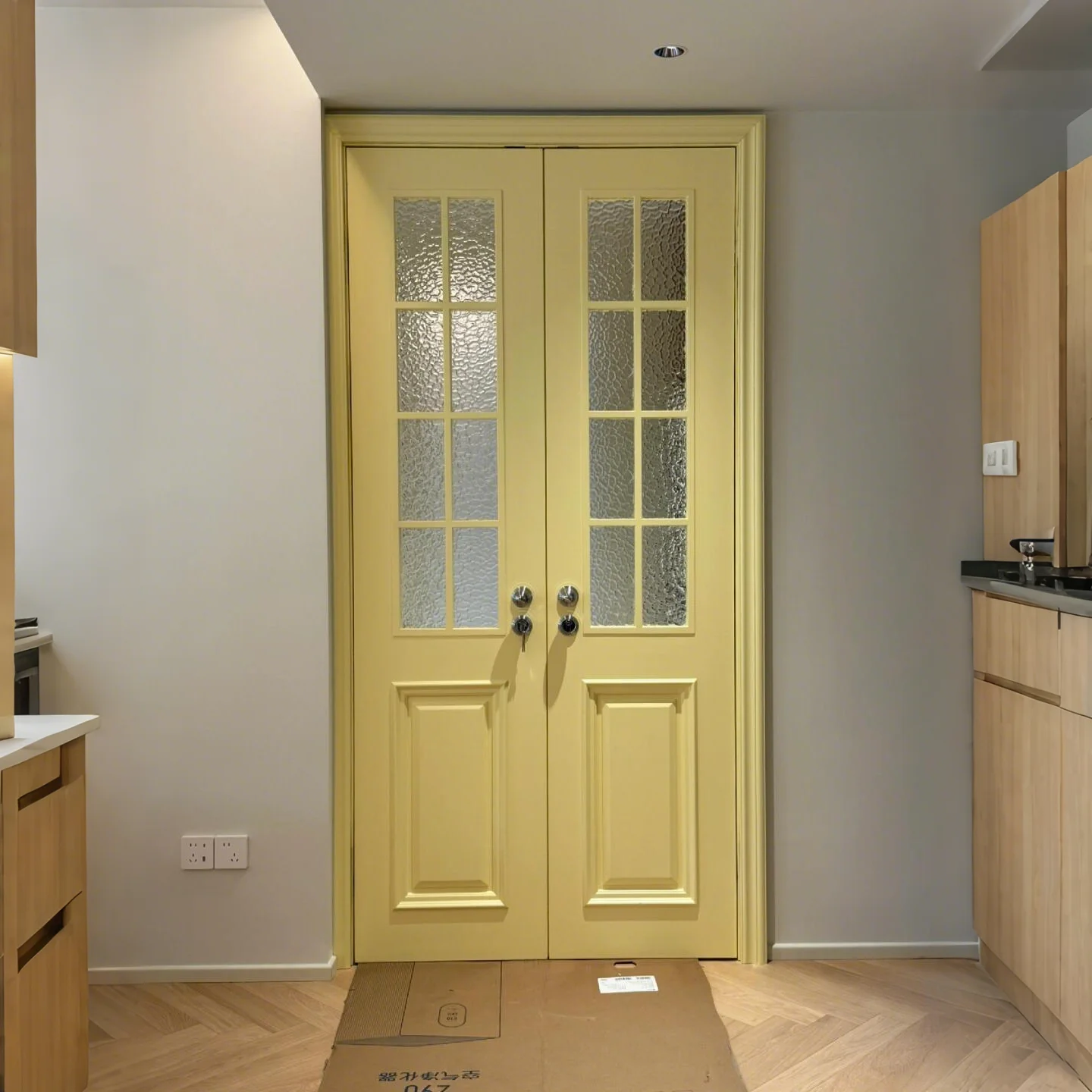 Factory Direct 2026 Top Rated Set Door Arched Door French Retro Log New Chinese Bedroom  Painted Room Solid Wood Arc Arched
