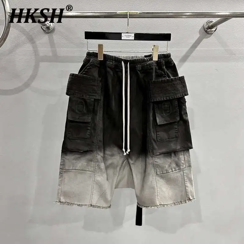 

HKSH Spring Summer Men Punk RO Style Washed Gradient Drop Off Half Length Pants Shorts Vintage Cotton Chic Fashion Shorts HK4352