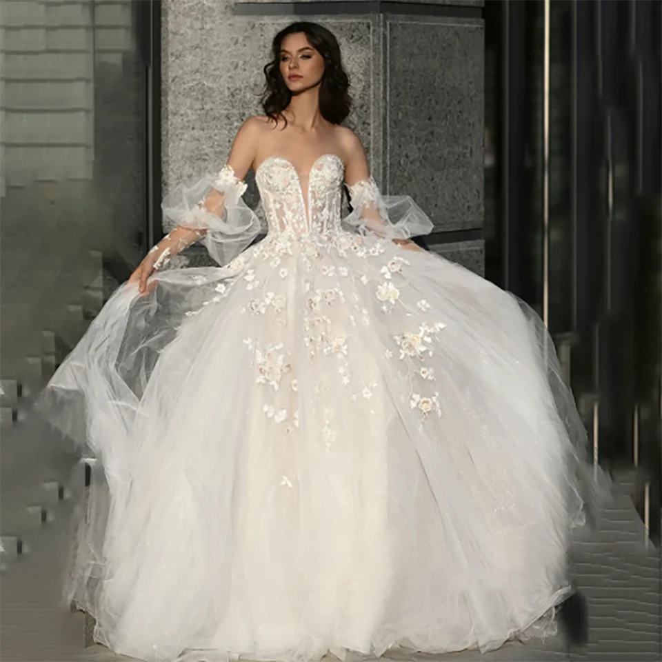 ชุดแต่งงานทรงเอไลน์ปี 2025 แขนพองแต่งลูกไม้หรูหรา เปิดไหล่ โชว์หลัง กระโปรงยาวแบบคอร์ทเทรน ผ้าทูลล์ สำหรับผู้หญิง