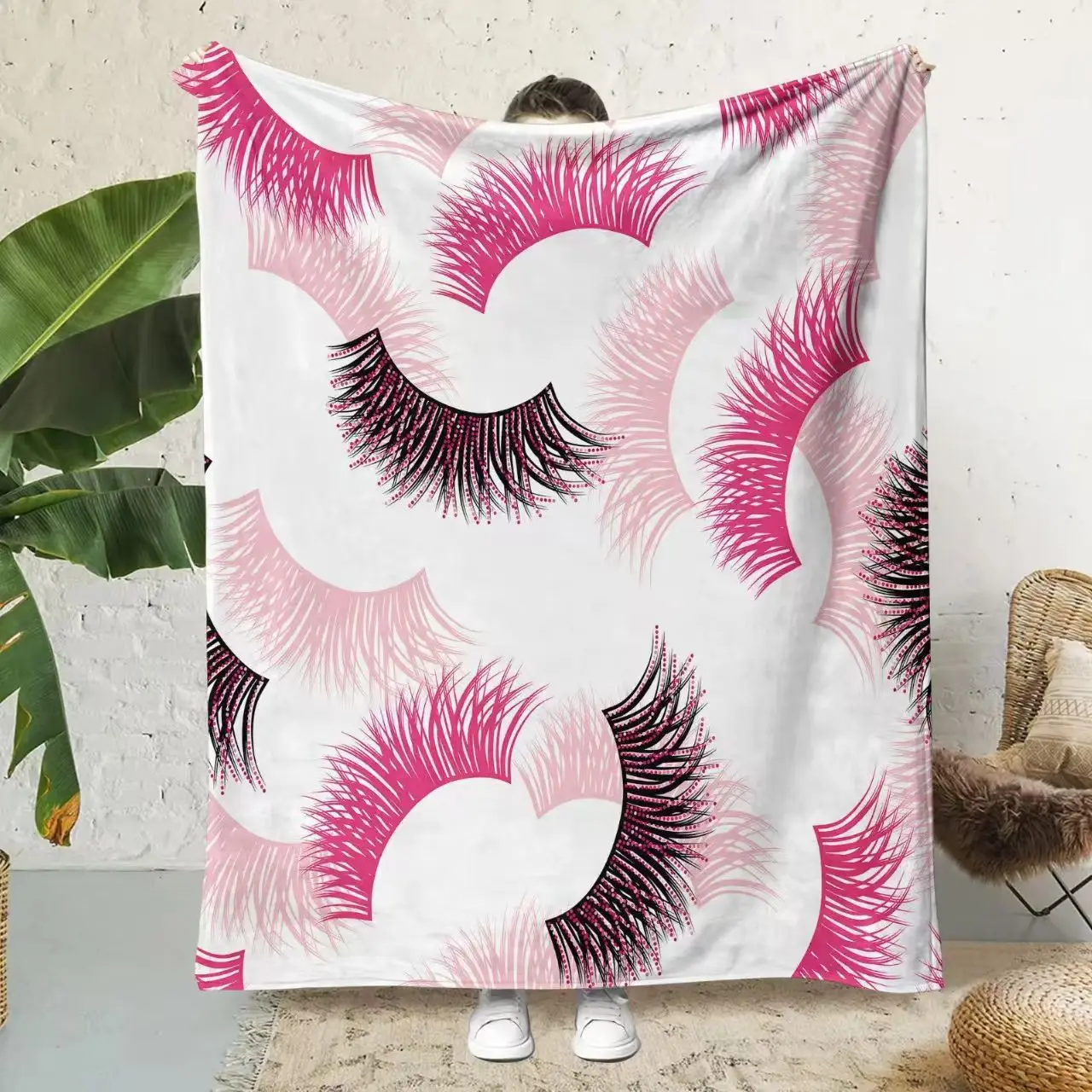 Throw Blanket Cute Eyelash Eyes Pattern Soft Cozy Bed Couch Blankets Makeup Room Decor Eyelashes Salon Gift Blanket