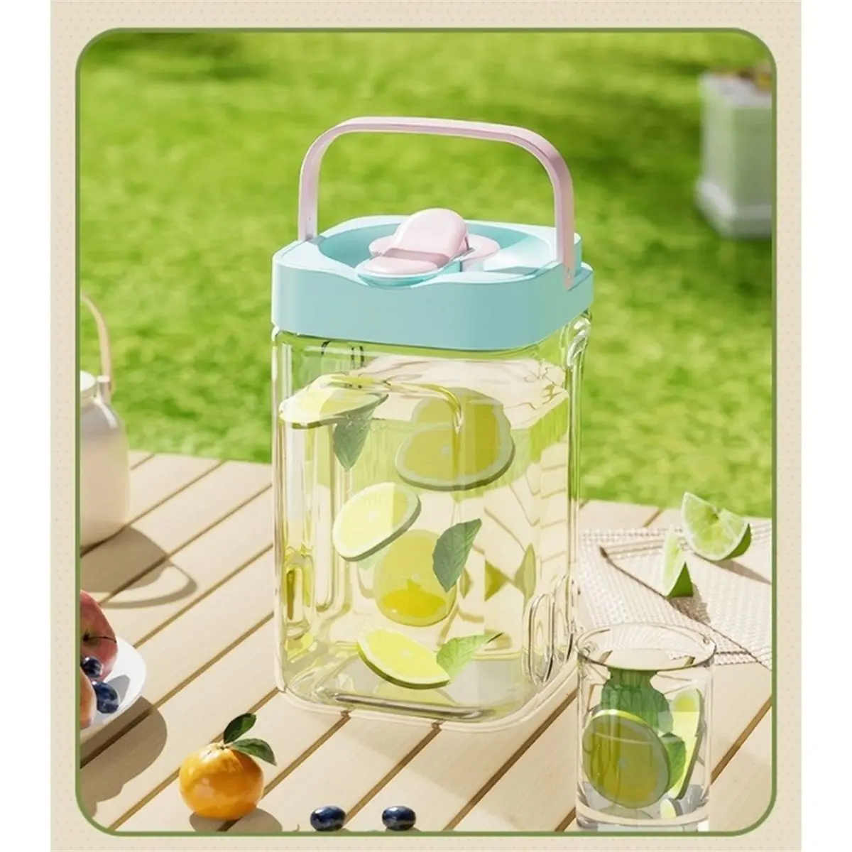 Mini Refrigerator Water Dispenser 3.5L, Water Bottle with Locking Lid, Portable Beverage Container, Suitable for RVs