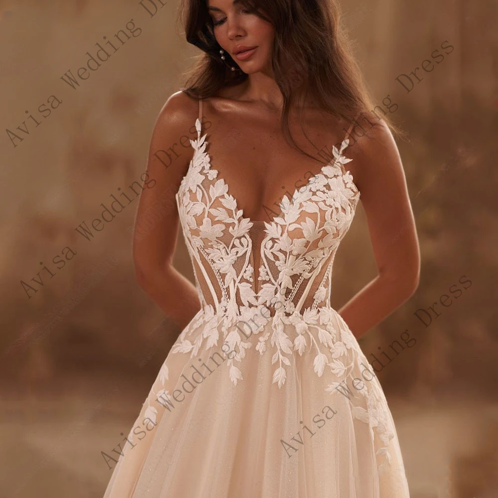 Elegante Spaghetti Straps Glitter Wedding Dress, V-Neck brilhante tule com Applique, Backless Lace Bridal Gowns