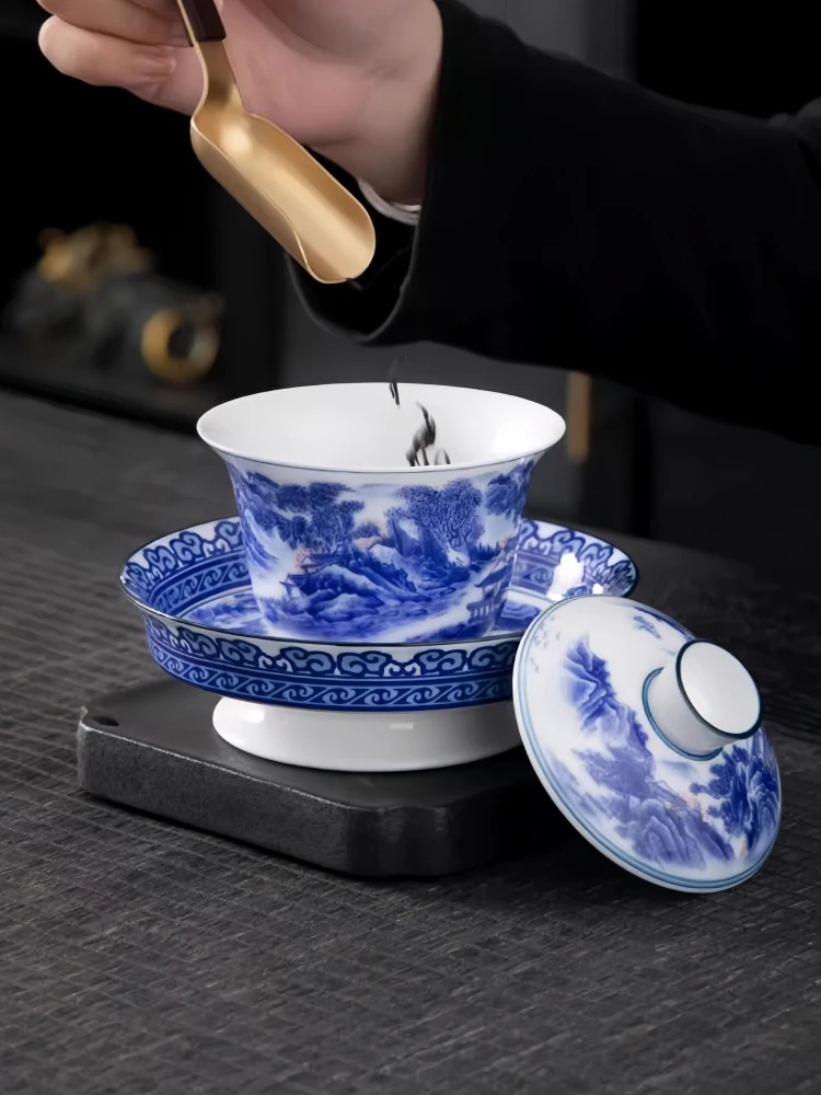 Retro Blue and White Gaiwan Single High-Grade Tea Cup Household Kung Fu Set Hover Brewing Bowl with Cover