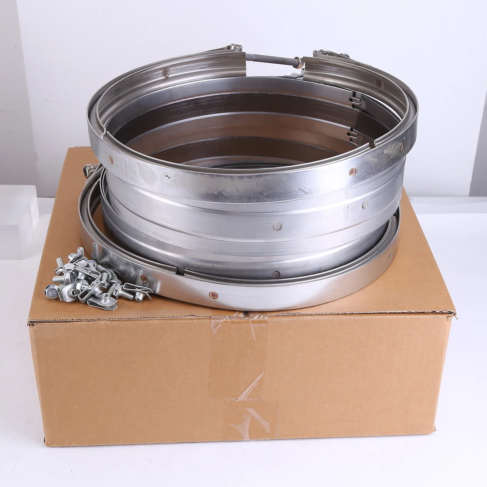 

stainless steel 2 x V-band inlet clamps Detroit Engine Filter Clamp and Gasket Kit A6809950302 for Detroit Engines