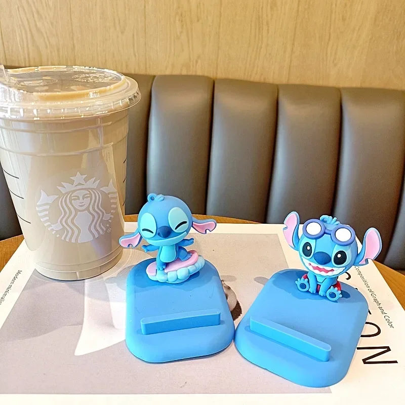 Soporte para Ipad de teléfono móvil Kawaii Stitch, figura de dibujos animados bonita, soporte para teléfono móvil multifunción, adornos de escritorio, regalo de cumpleaños para niños