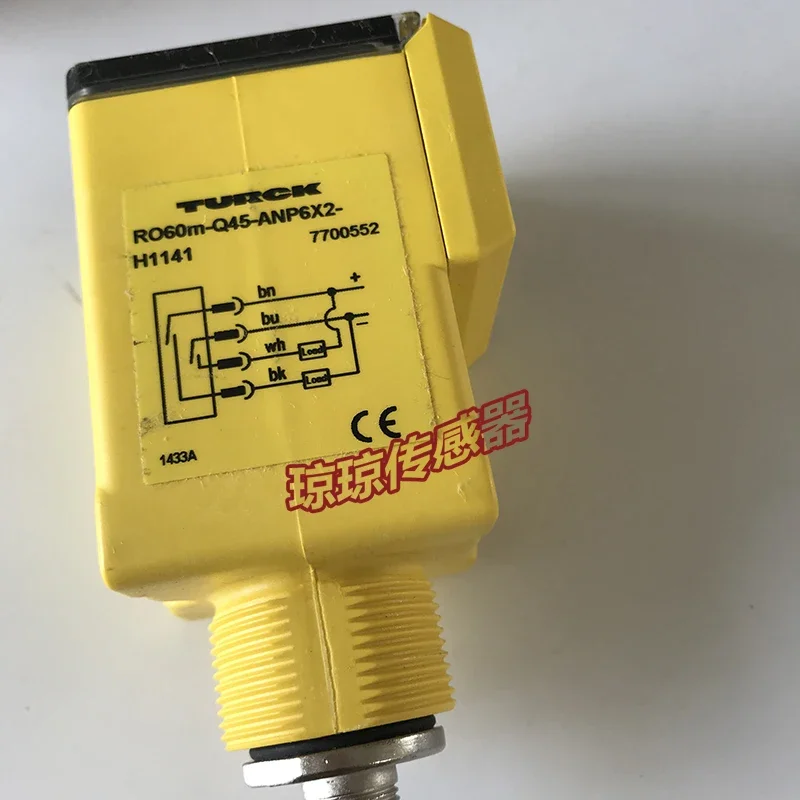 Original Turck Photoelectric Switch Sensor RO60M-Q45-ANP6X2-H1141