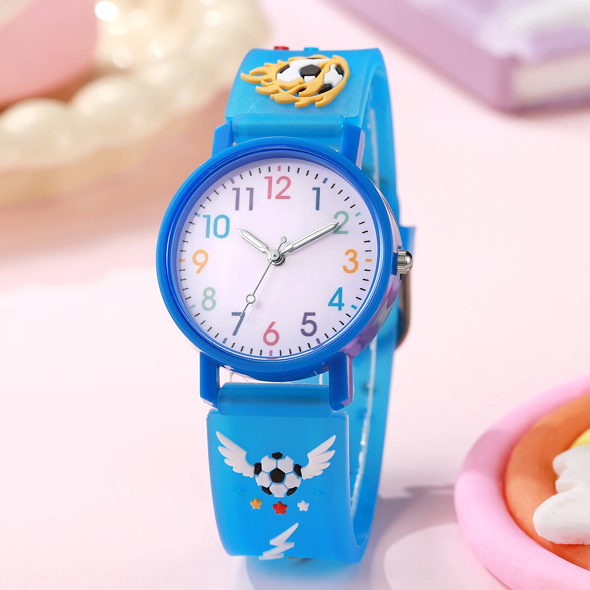 Cute cartoon children's watch football champion pattern color scale, suitable for daily school wear, birthday, Christmas gifts