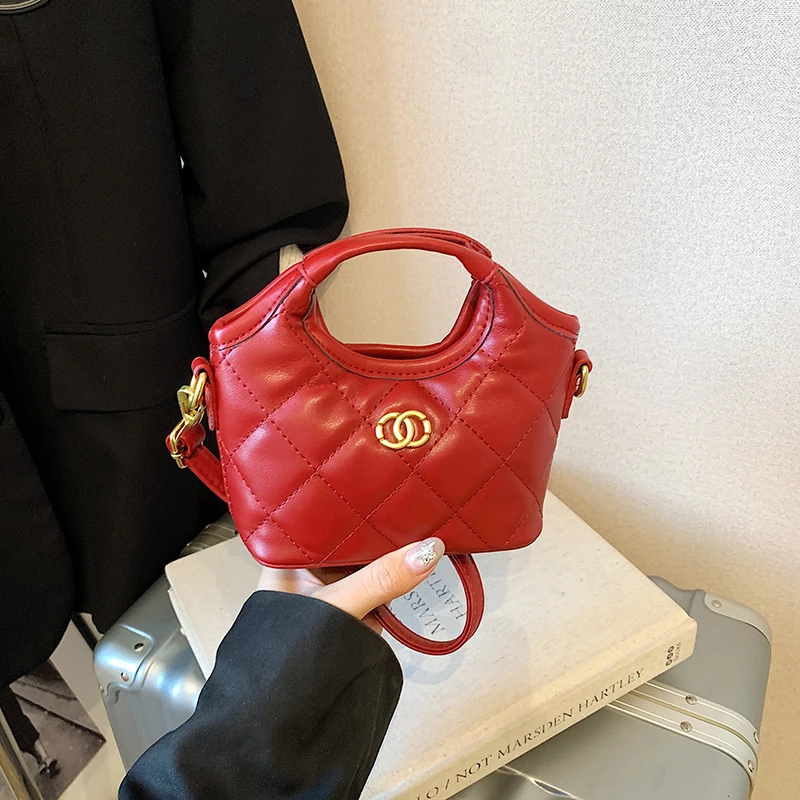 

High-End Trendy Tote Handbag Large Capacity Minimalist Vintage For Women With Fashionable Letter Logo Best