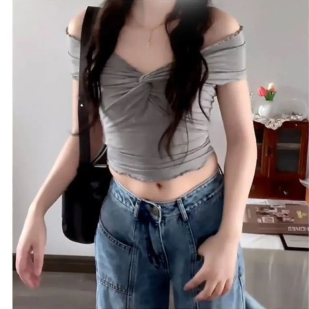 Black Ear-trimmed Pleated Trendy T-shirt For Women Summer One-shoulder Short Slimming And Sweet Hot Girl Top