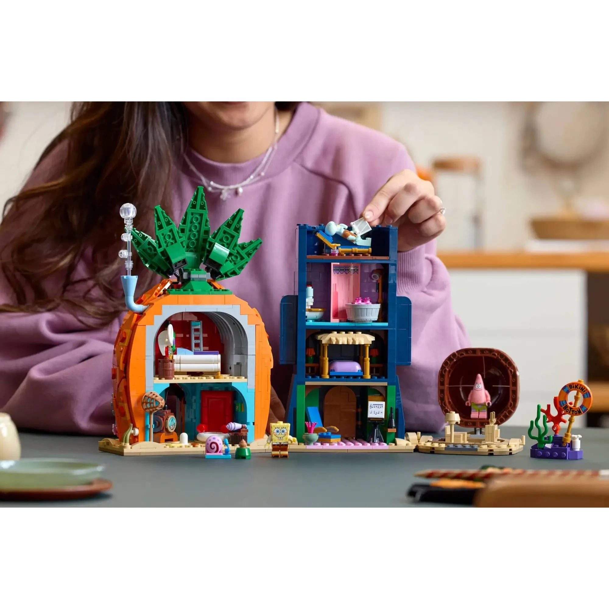 1794Pcs Bikini Bottom Building Blocks Pineapple House Squidward Home Krusty Krab Cartoon Bricks Model Toy Gift
